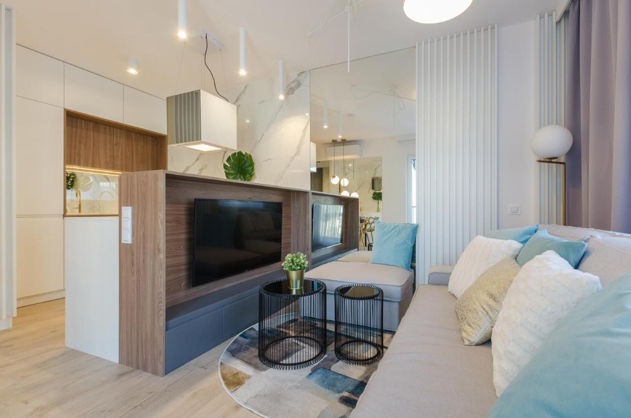 Apartament Rozana Poznań Exteriör bild